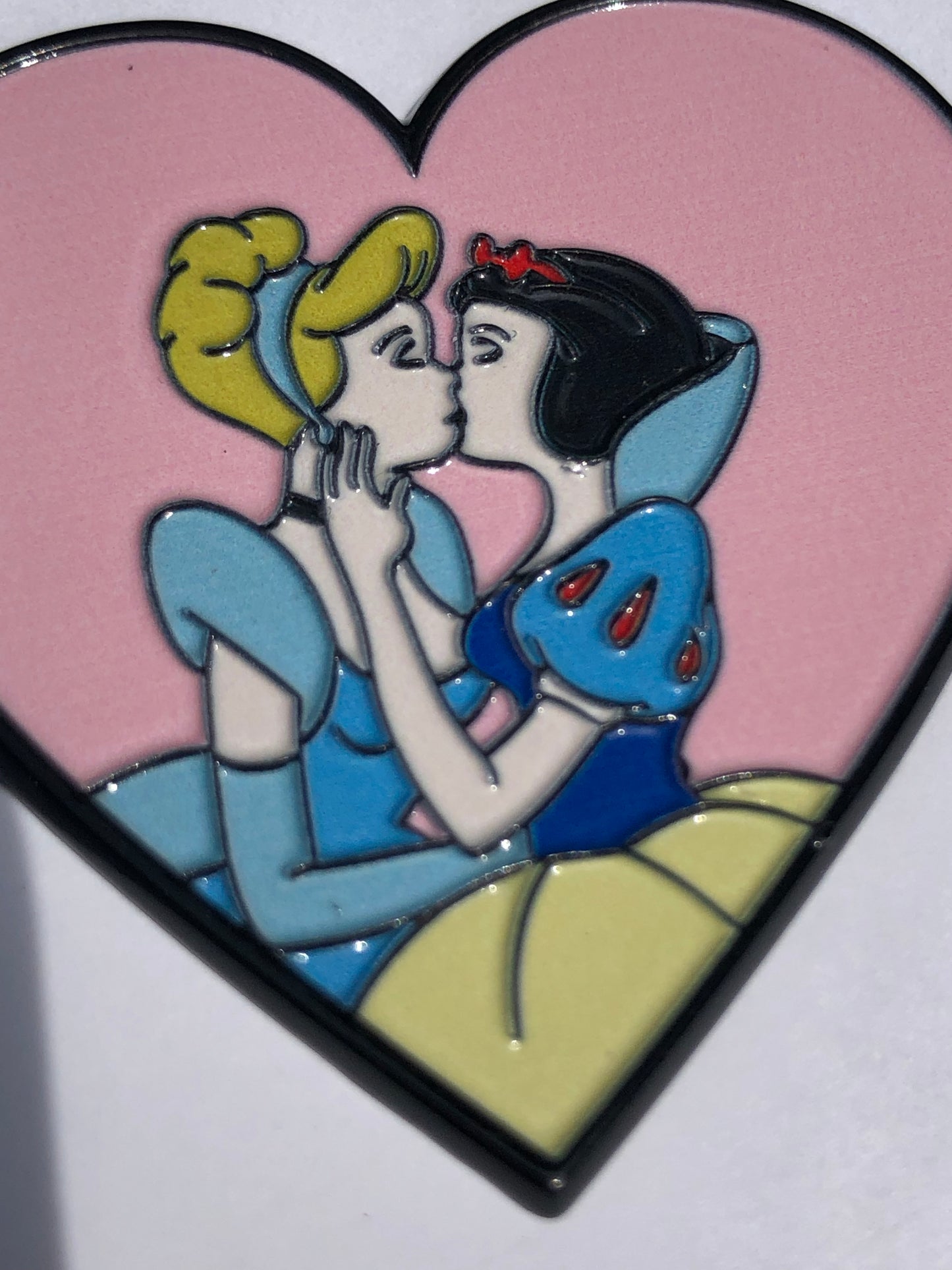 Cinderella and Snow Kiss Pin