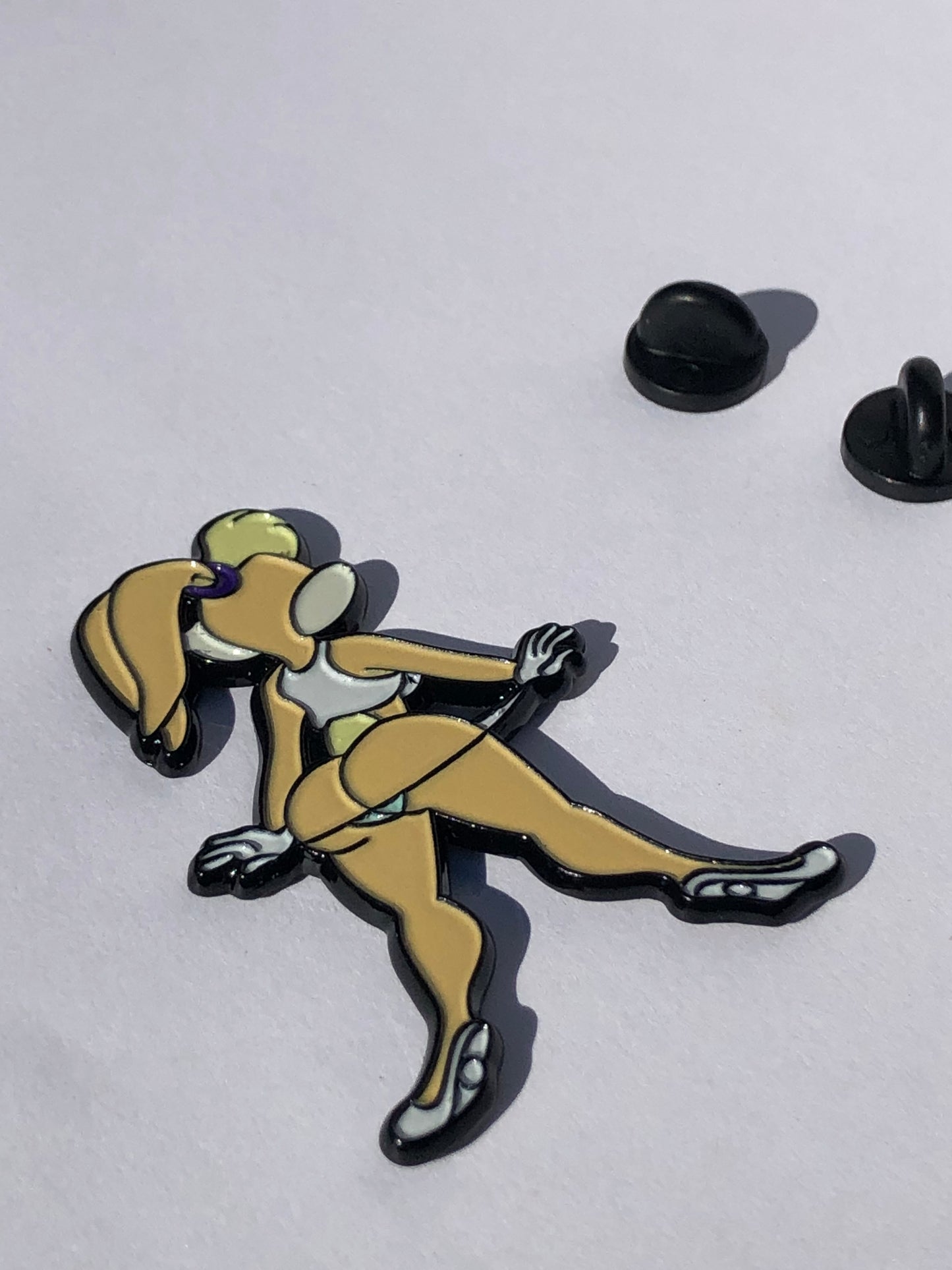 Sexy Lola Ass Strip Pin