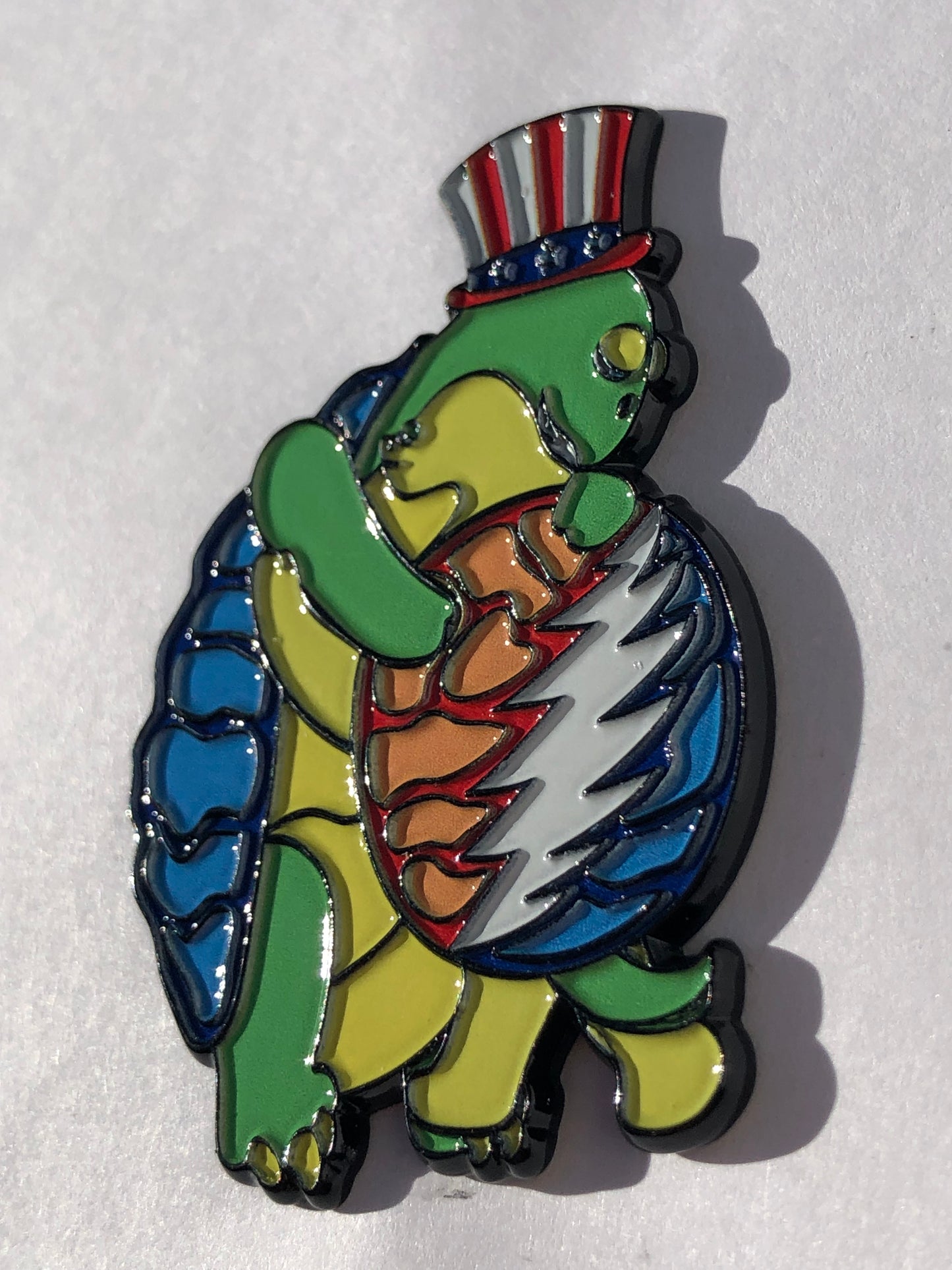 Grateful Terrapin Turtle Hugs Pin