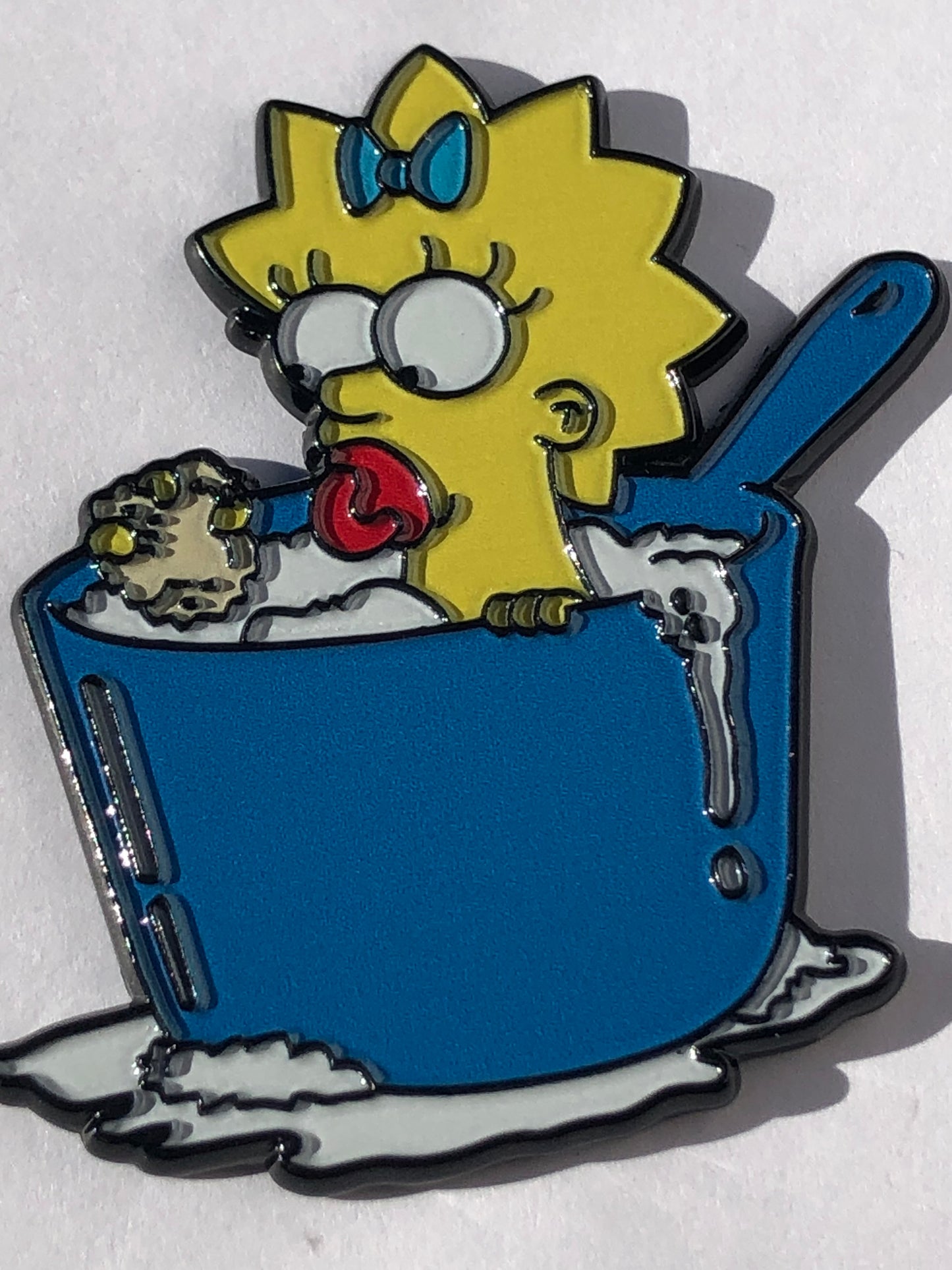 Maggie Bath in Pot  Pin