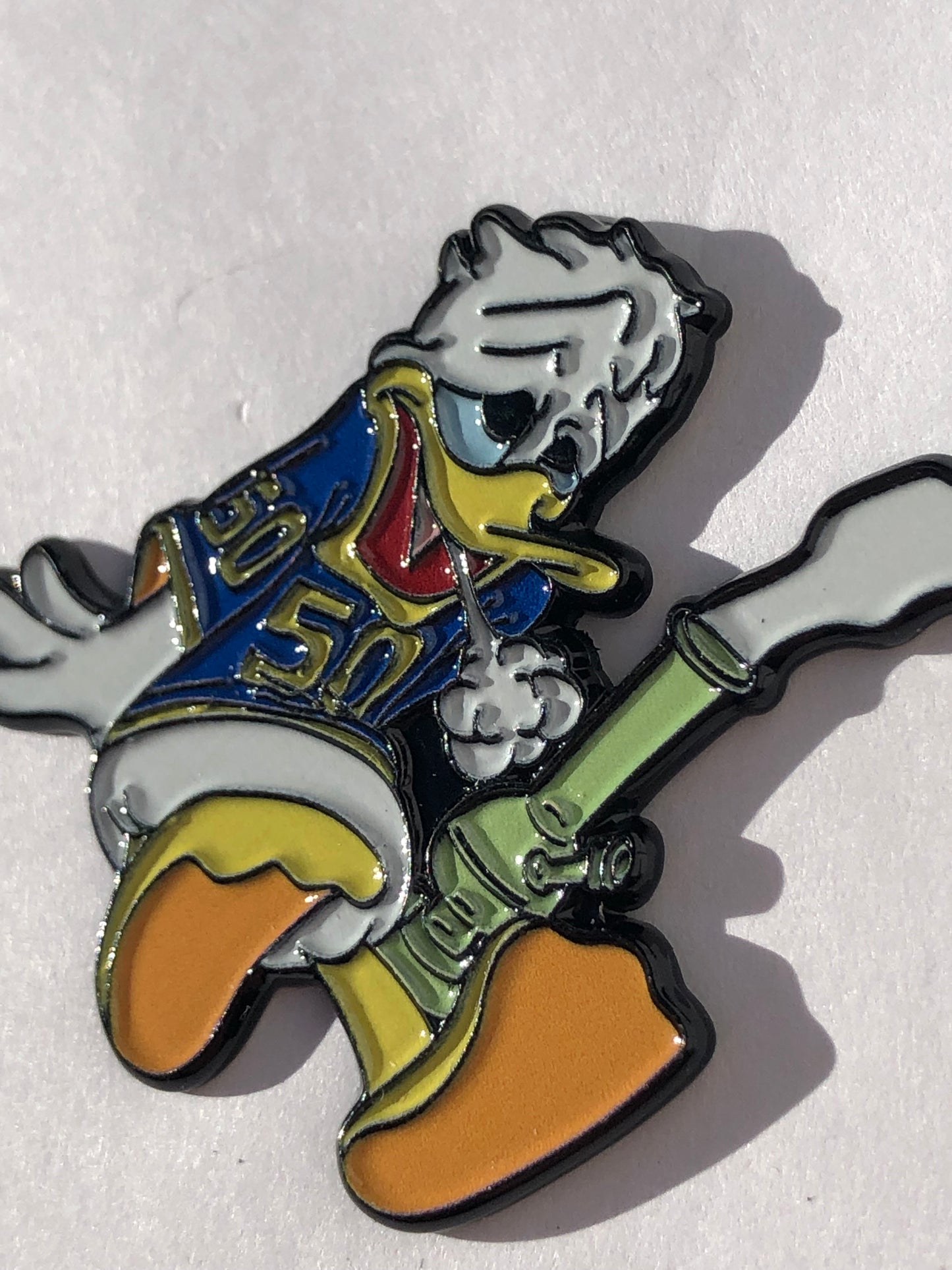 Donald Stoned Bong Pin