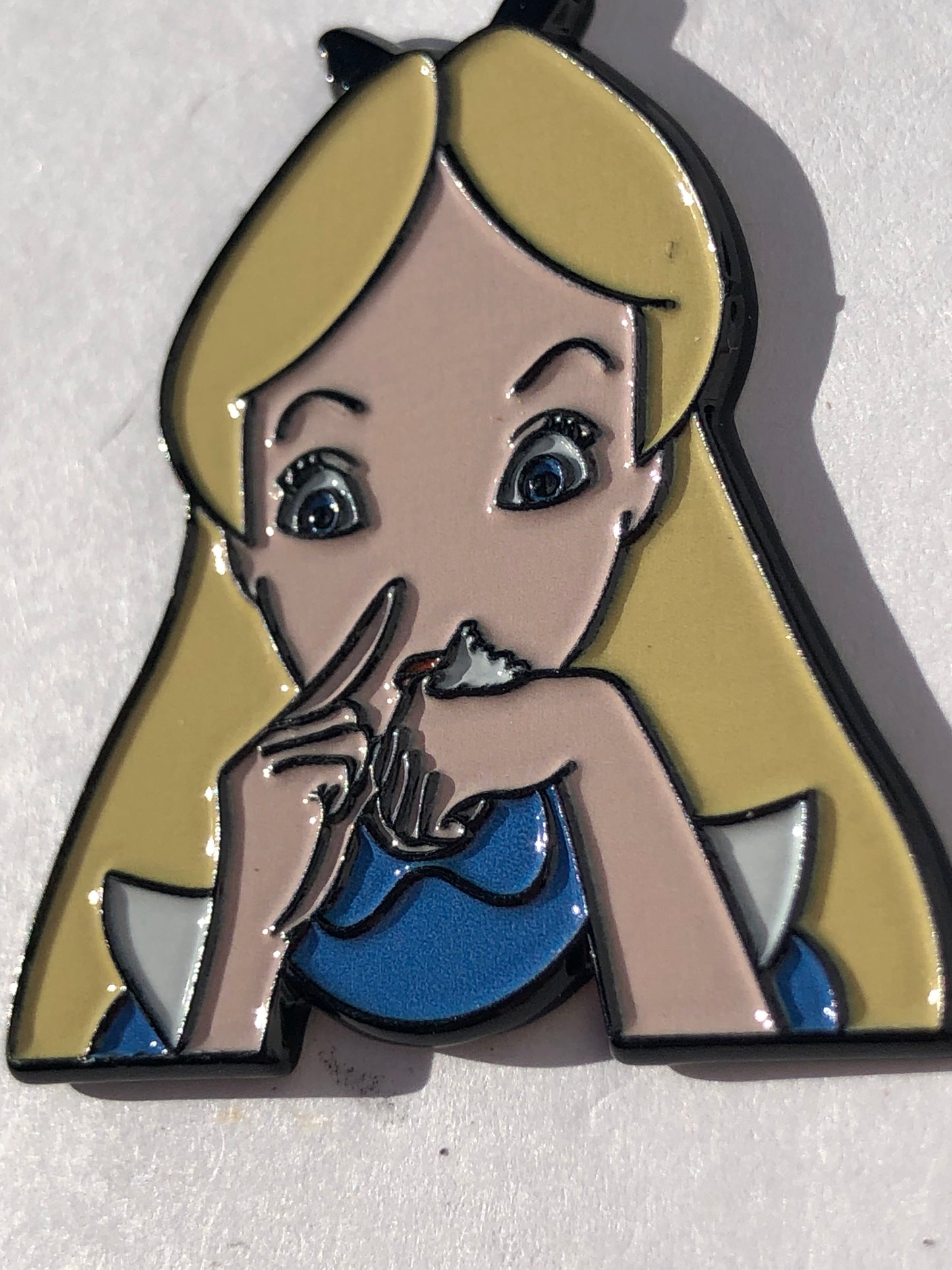 Alice Snorts Bump Pin