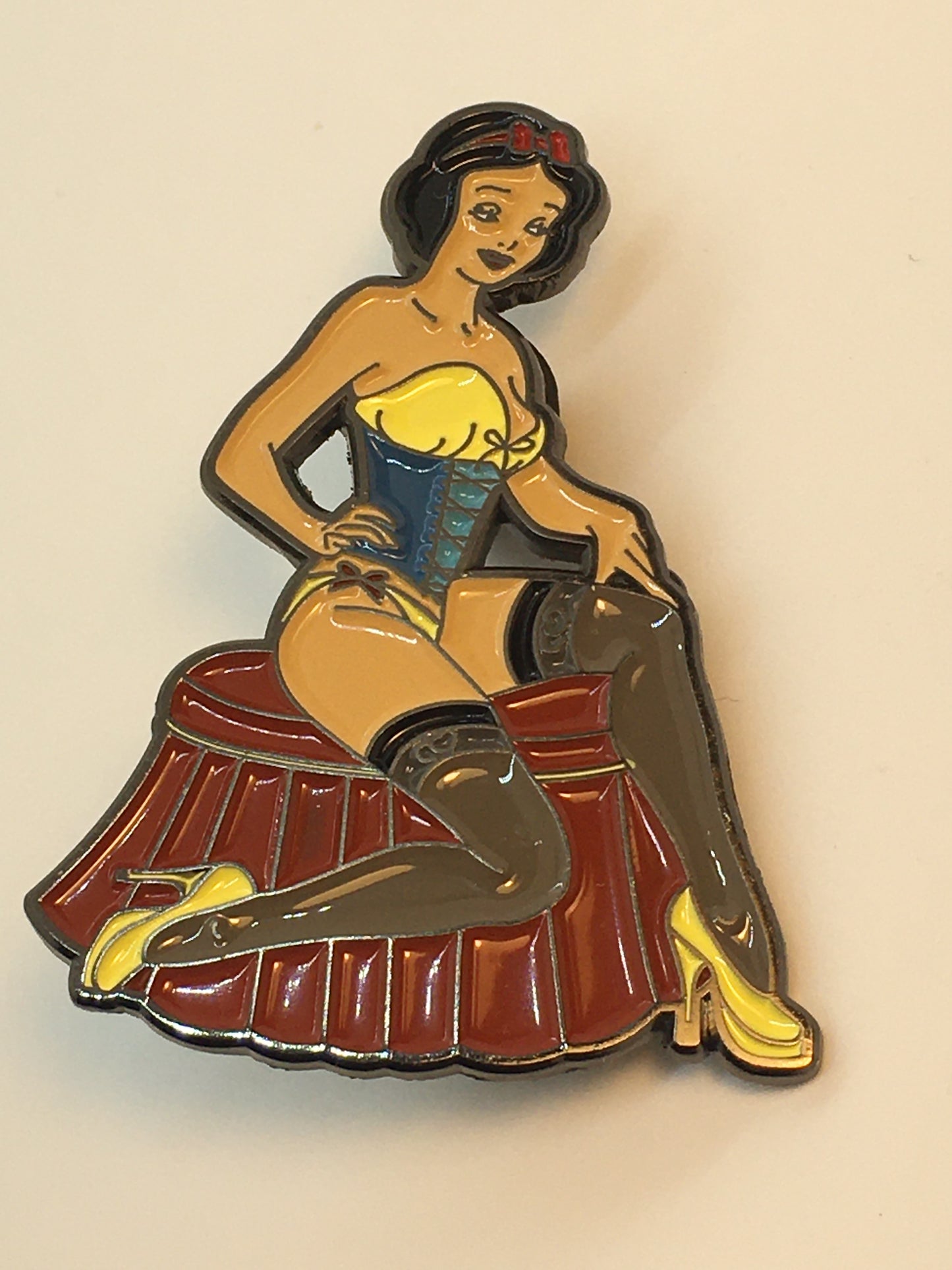 Pin Up Snow Corset Pin