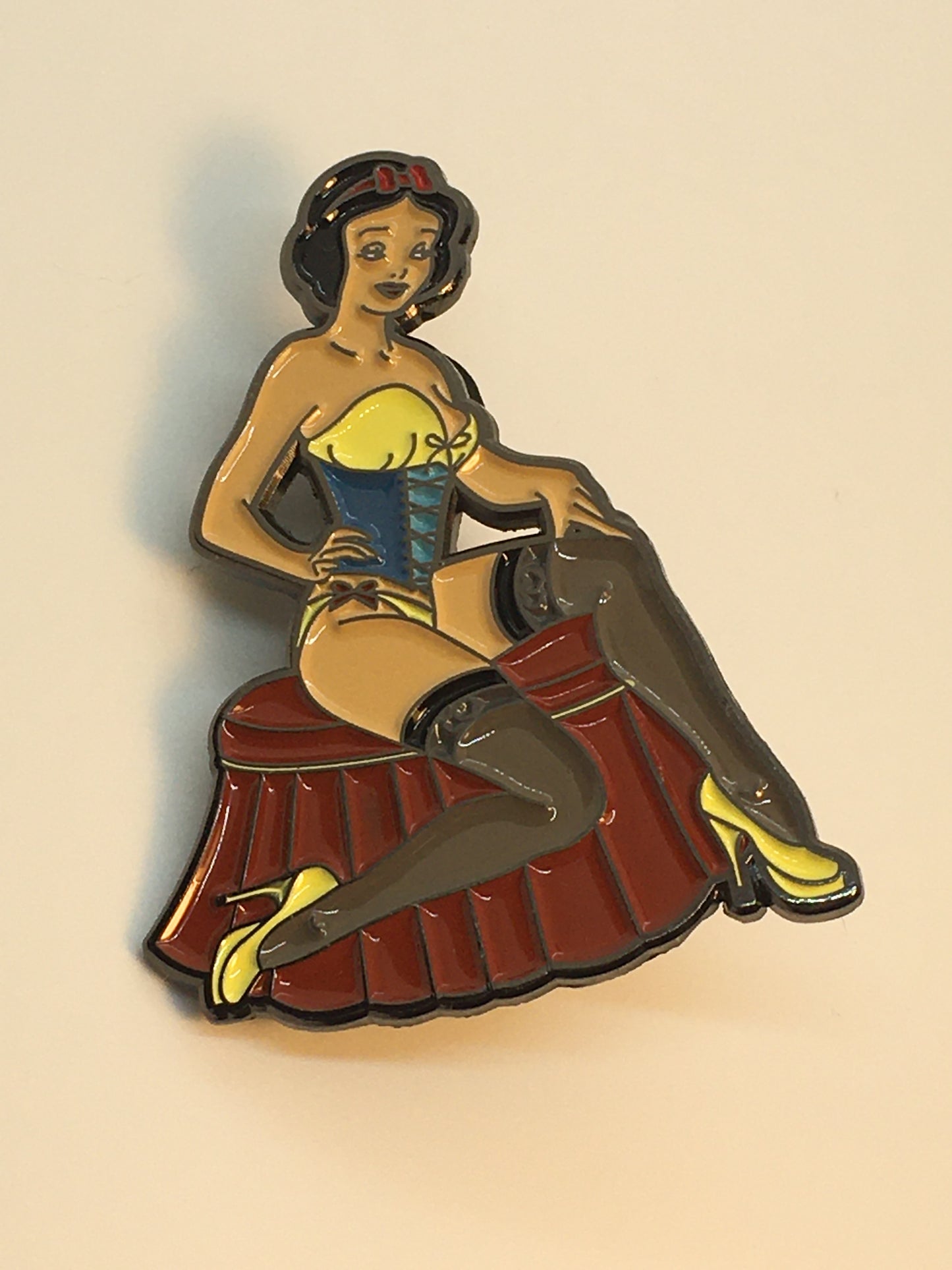 Pin Up Snow Corset Pin