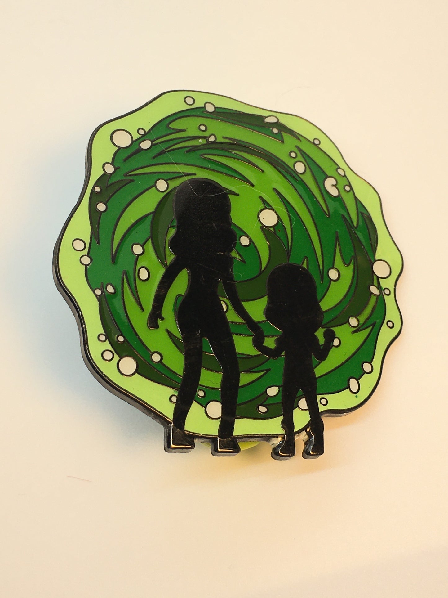 R&M  Girls Glowing Portal Pin