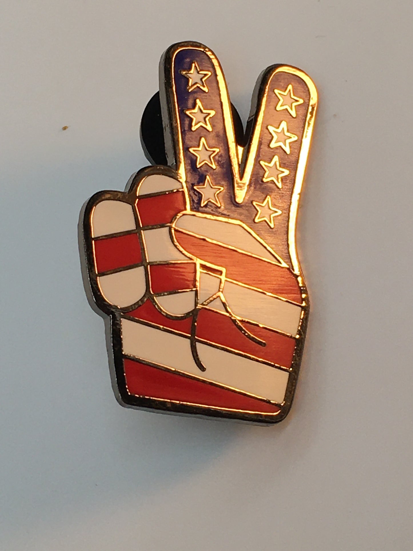 Peace Fingers Stars & Striped Pin