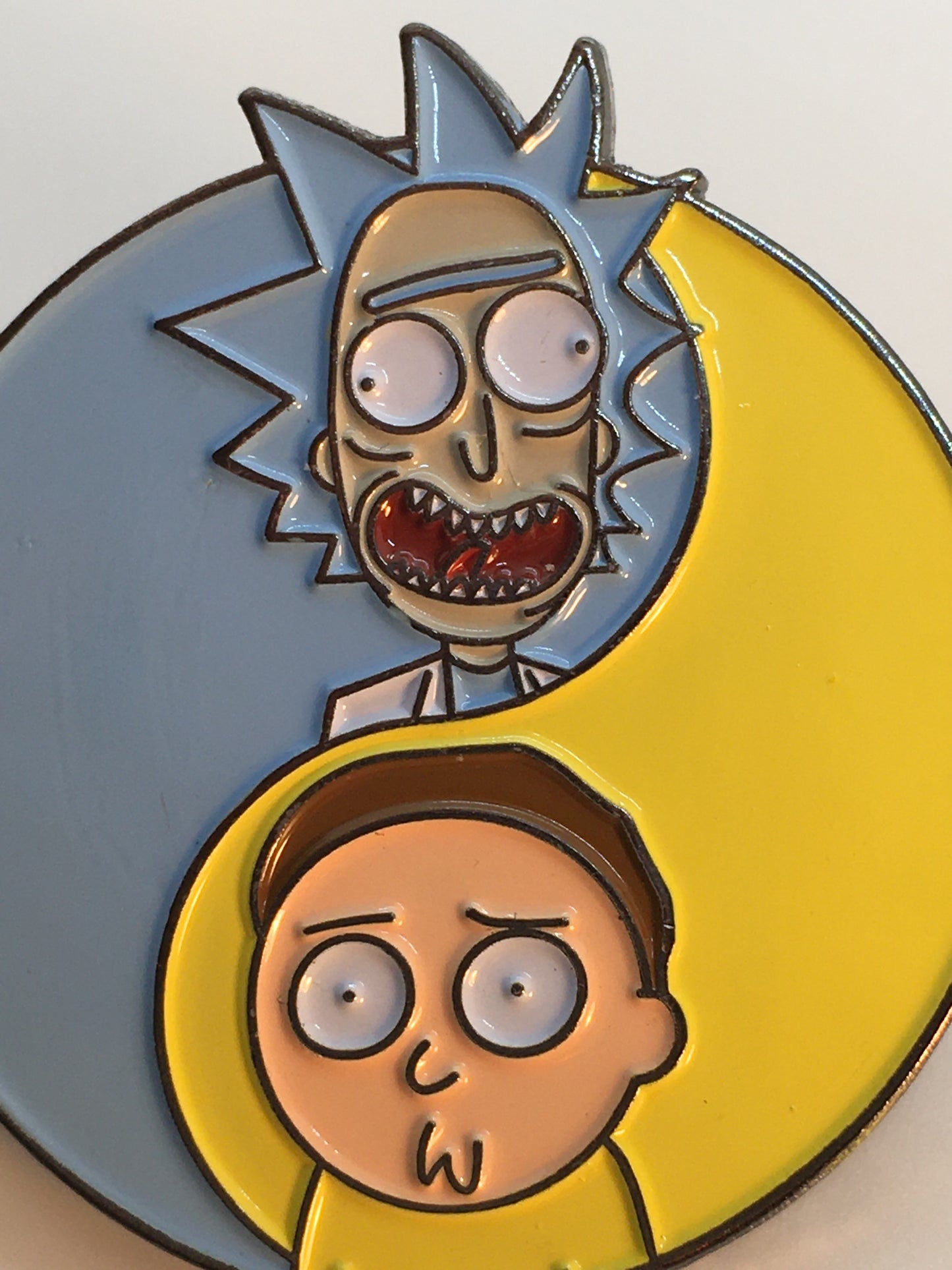 R&M Yin Yang Pin