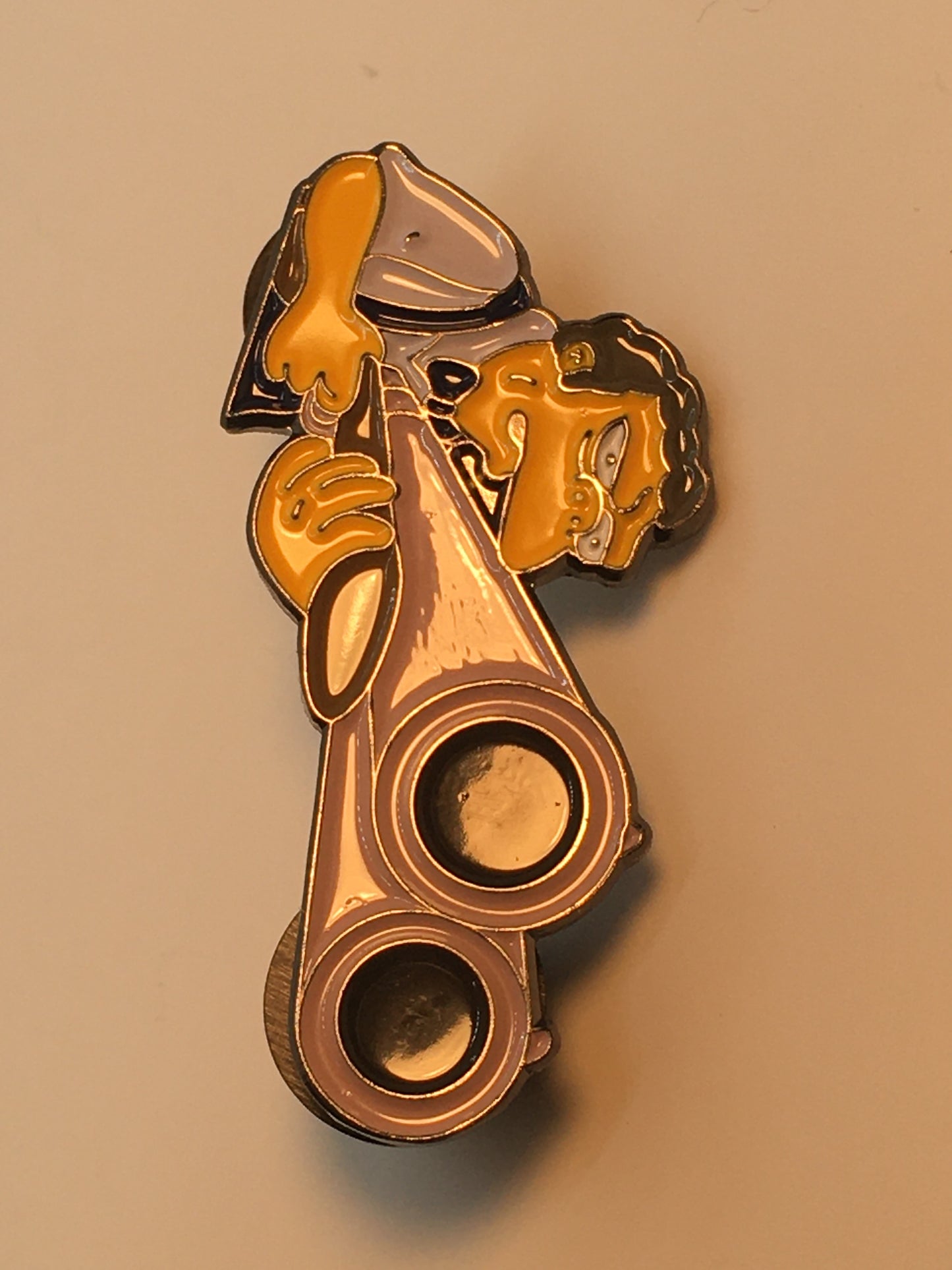 Moe Szyslak Shotgun Pin