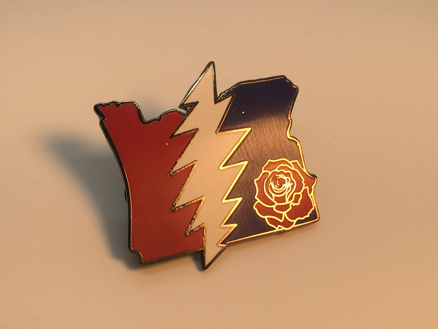 Oregon Grateful Bolt Rose Pin