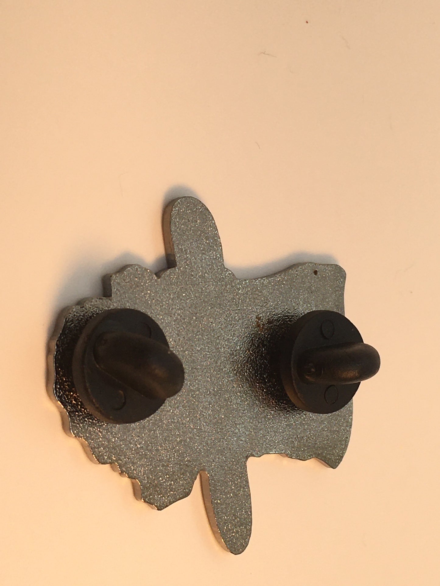 Blue Skull Top Hat Grateful Pin