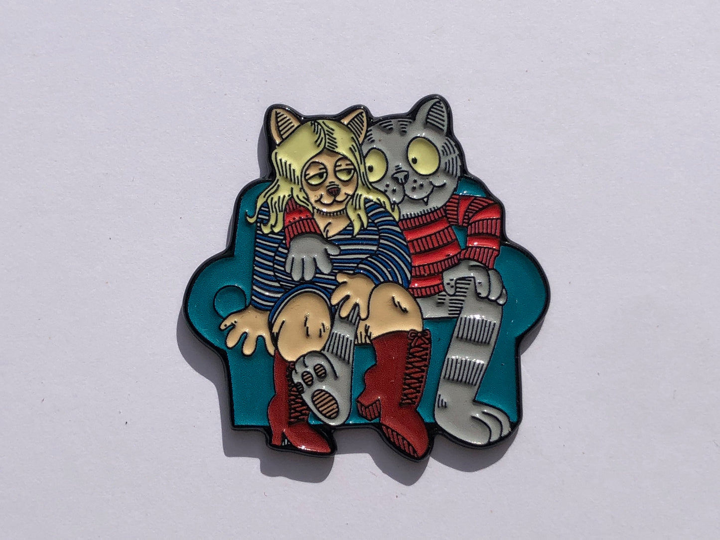 Frisky Fritz Cuddle Kitty Pin