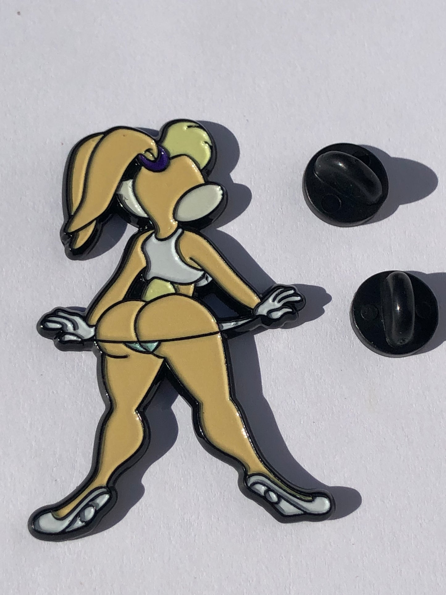Sexy Lola Ass Strip Pin
