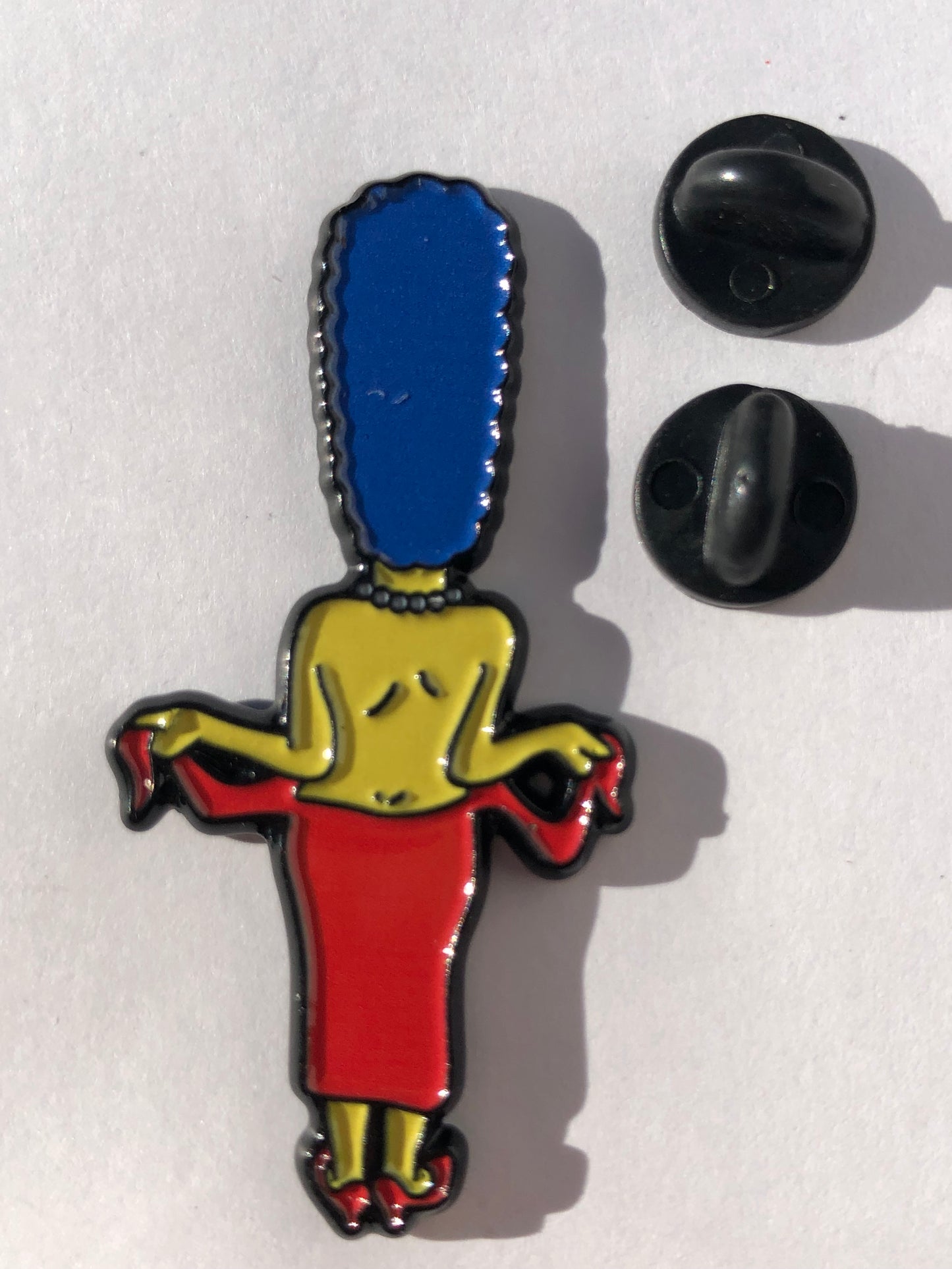 Marge undressing Pin