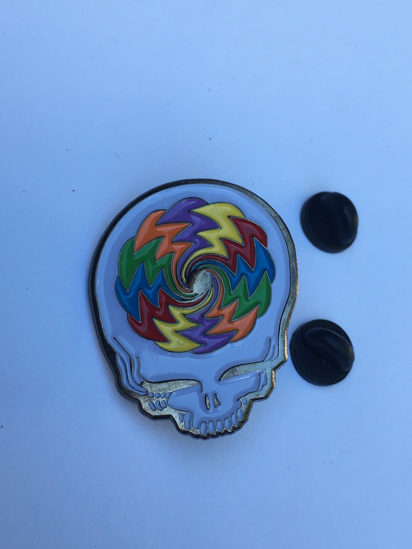 Swirly Rainbow Grateful Stealie Pin