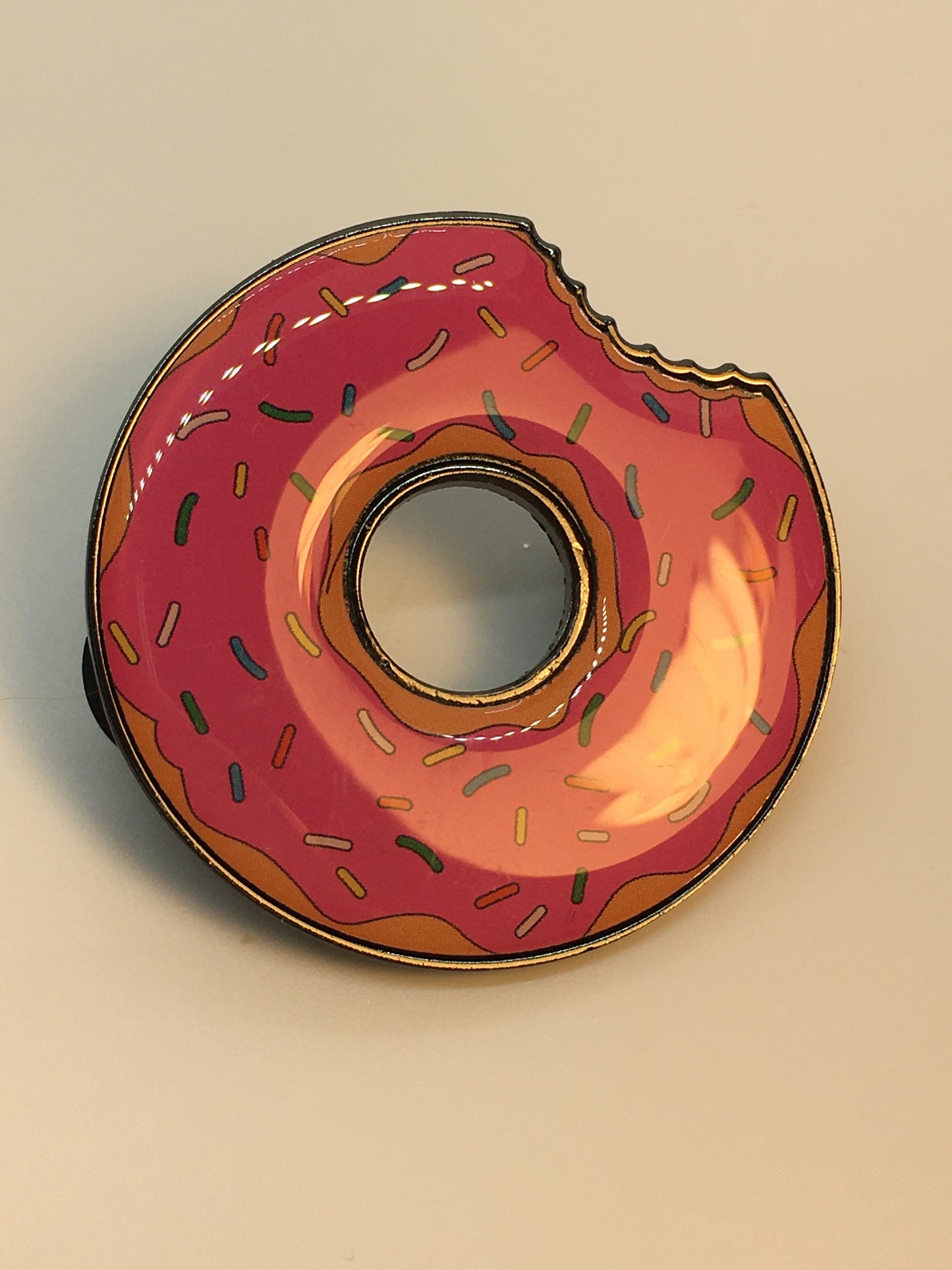 Simpson Donut Pin