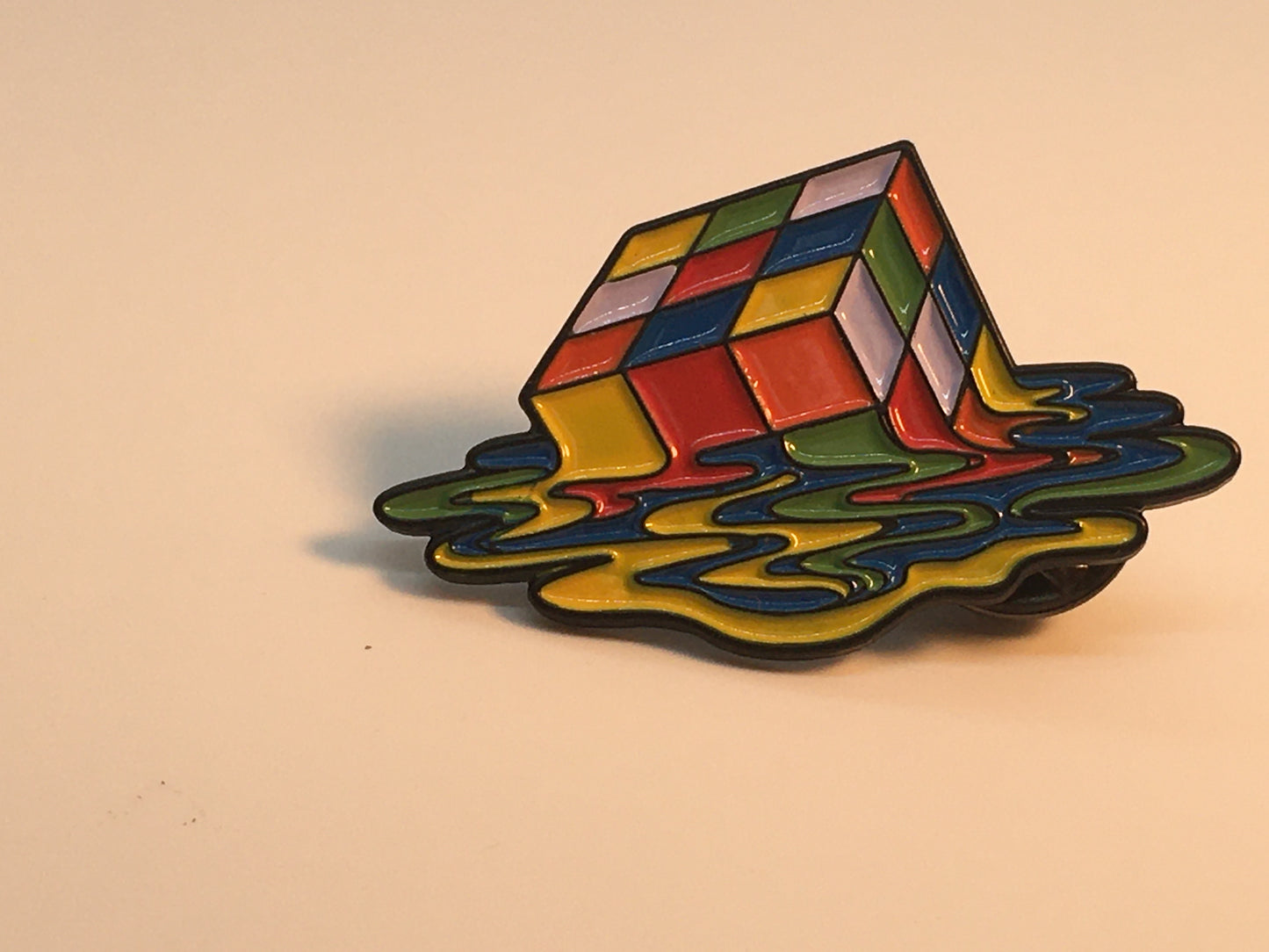 Melted Rubic Cube Pin