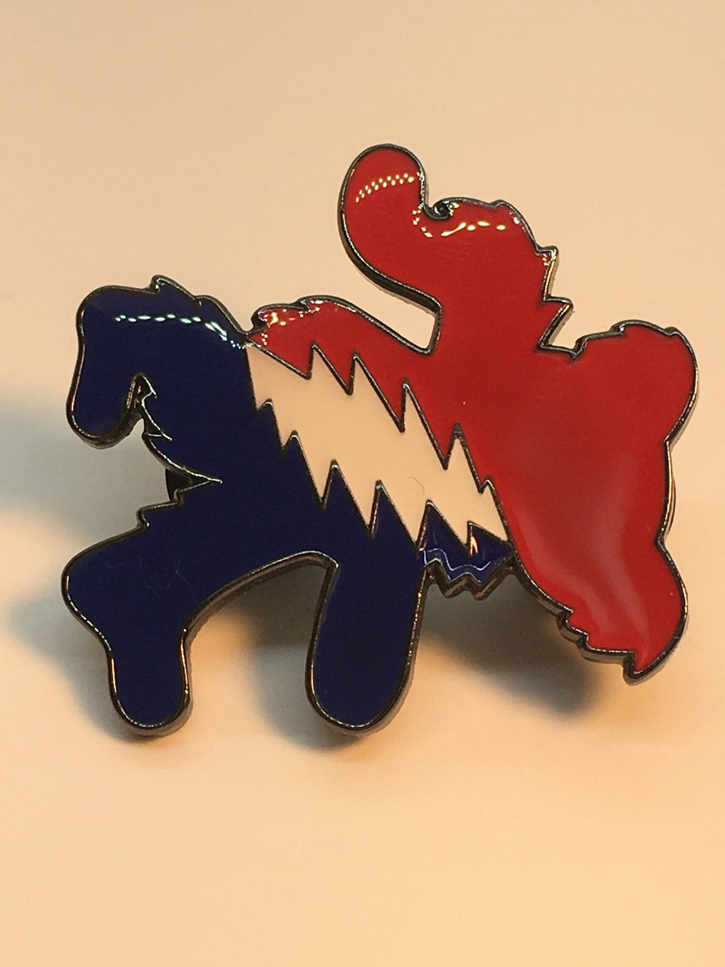 Patriotic Grateful Marching Bear Pin