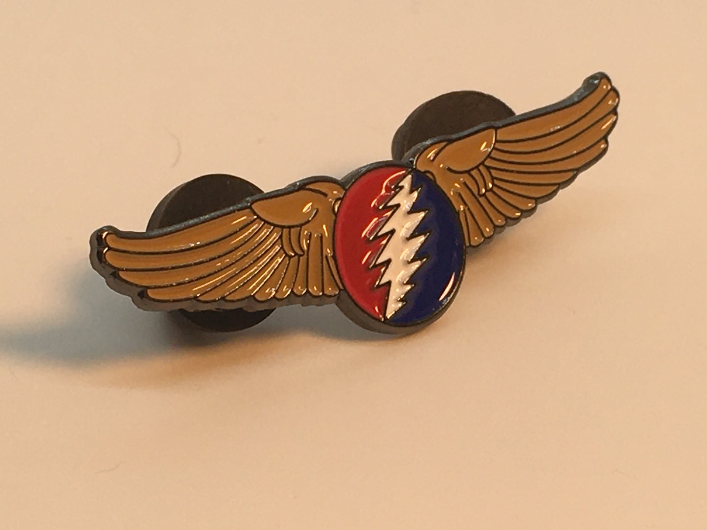 Golden Grateful Bolt Wings Pin