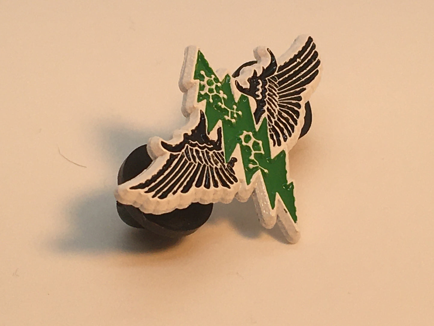Molecule Wings Grateful  Bolt Stealie Pin